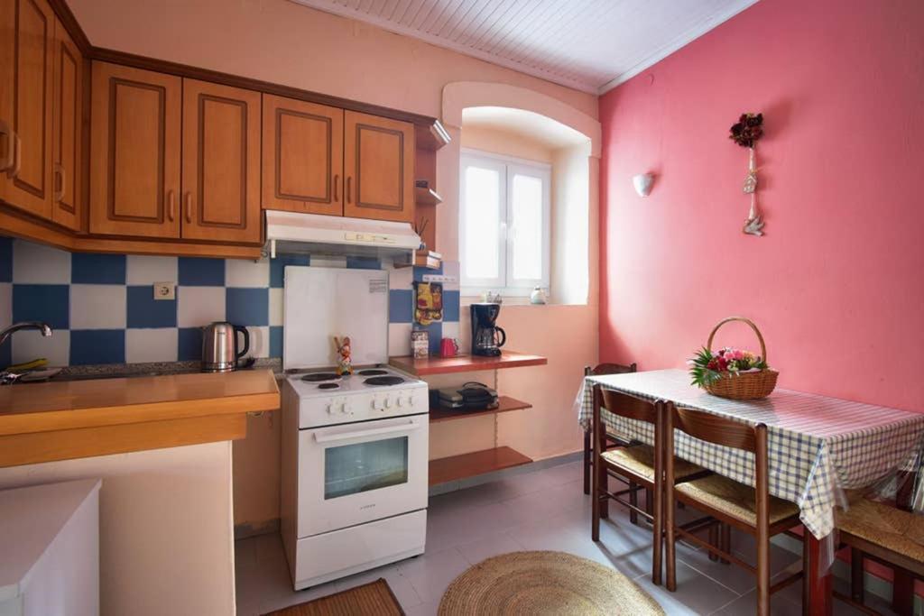 Nafsikas Apartment - Ipsos Beach מראה חיצוני תמונה